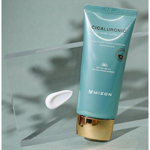 Mizon Cicaluronic Non-Nano Sunblock SPF 50+ PA+++