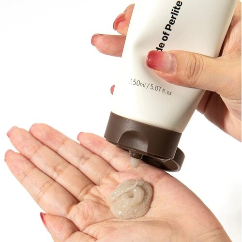 Nine Less Magic Nine Perlite Scalp Scrub Shampoo