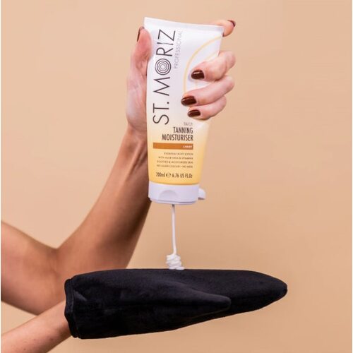 St.Moriz Professional Daily Tanning Moisturiser Light