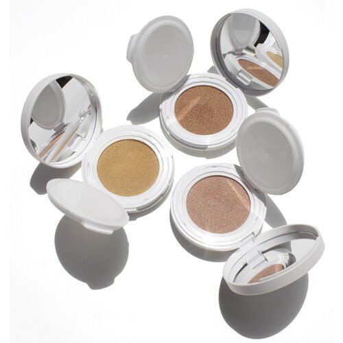 CLE Essence Moonlighter Cushion