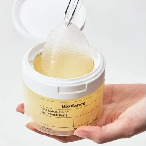 Biodance Vita Niacinamide Gel Toner Pad