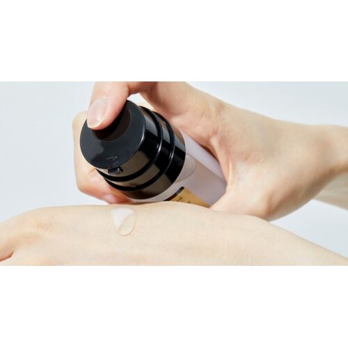 COSRX Advanced Snail Radiance Dual Essence