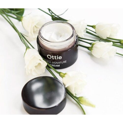 Ottie Black Signature Eye Cream