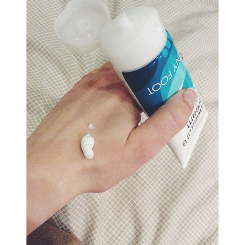 Tony Moly Shiny Foot Moisture Cream